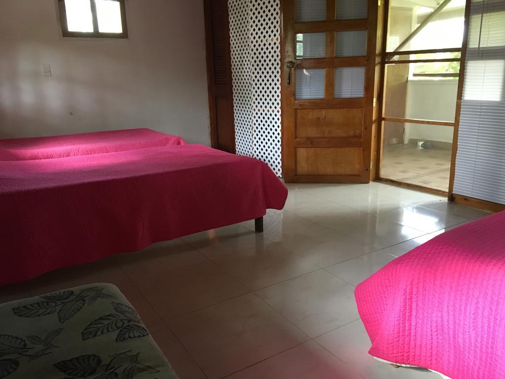 Hostal Casaluna San Andres Exterior photo